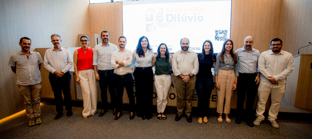 Equipe do Consórcio Regenera Dilúvio, formada por Profill, Pezco e Consult.